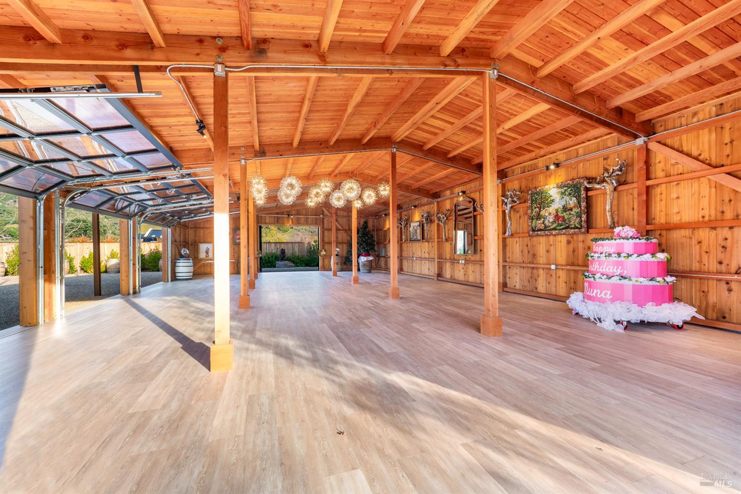 6161 Silverado Trail