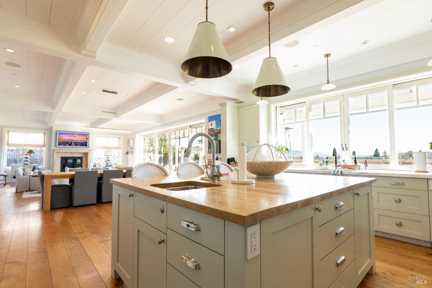 1135 Rutherford Road