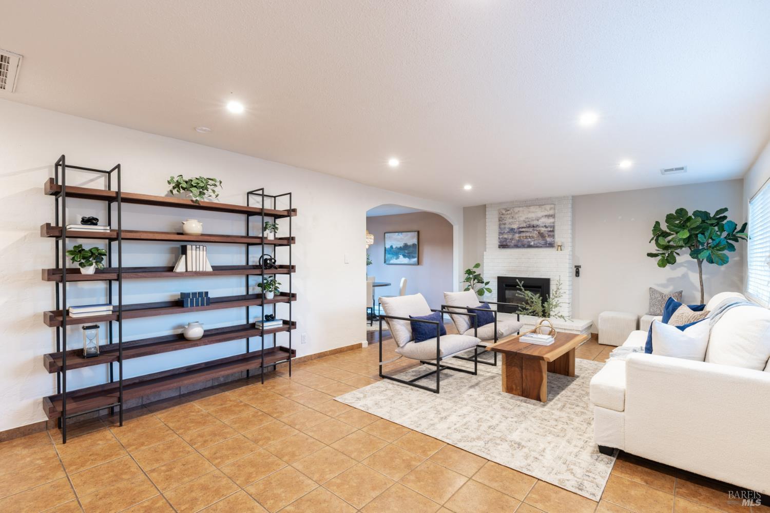 111 S Franklin Street