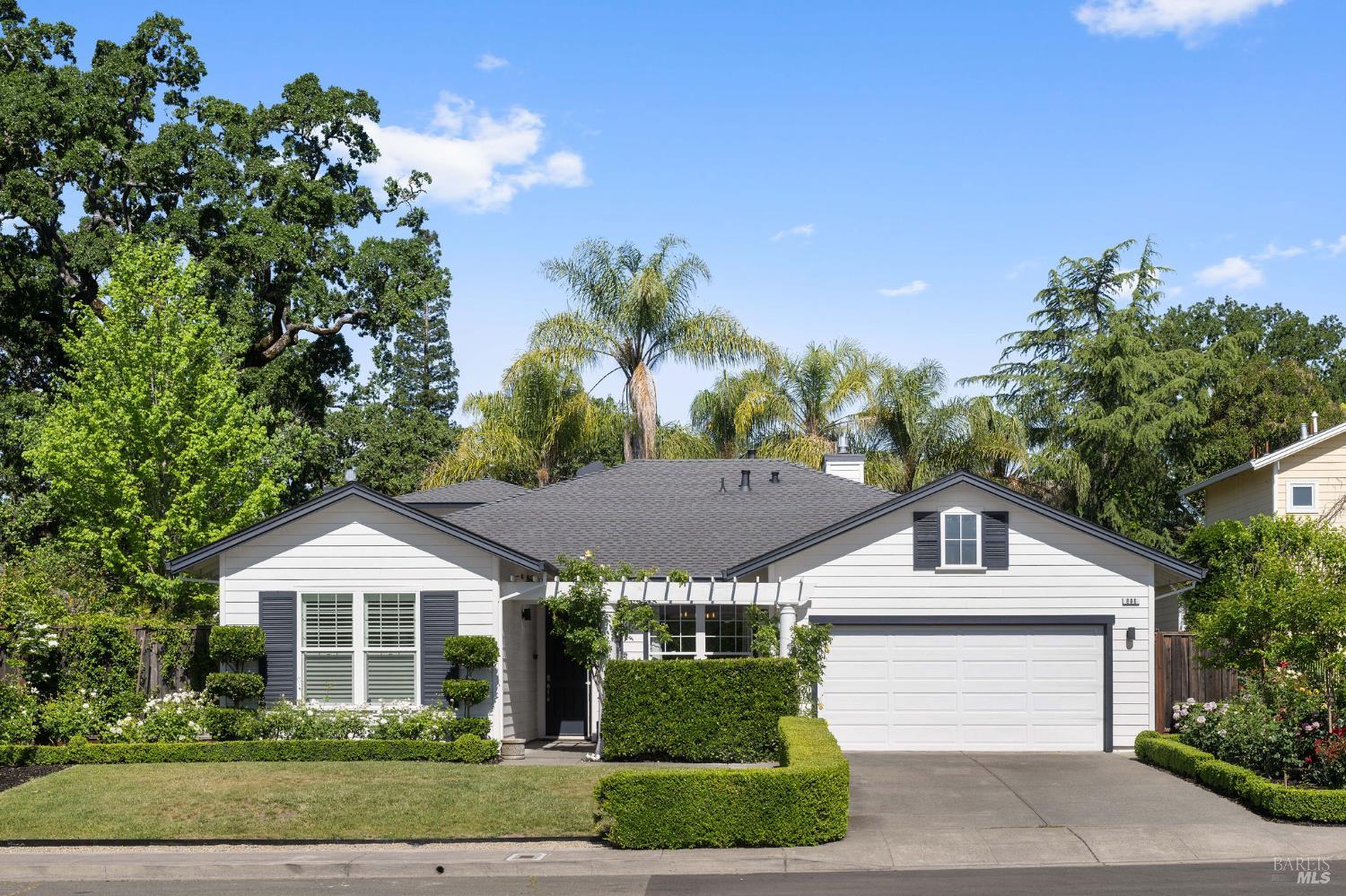 806 Chiles Avenue