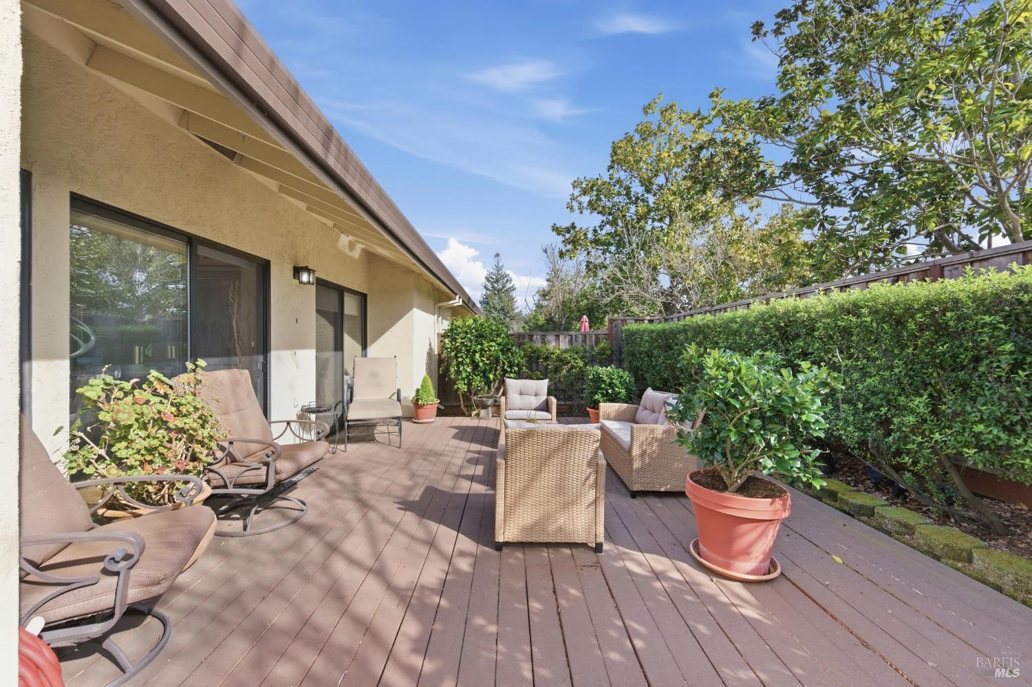 77 Fountain Grove Circle