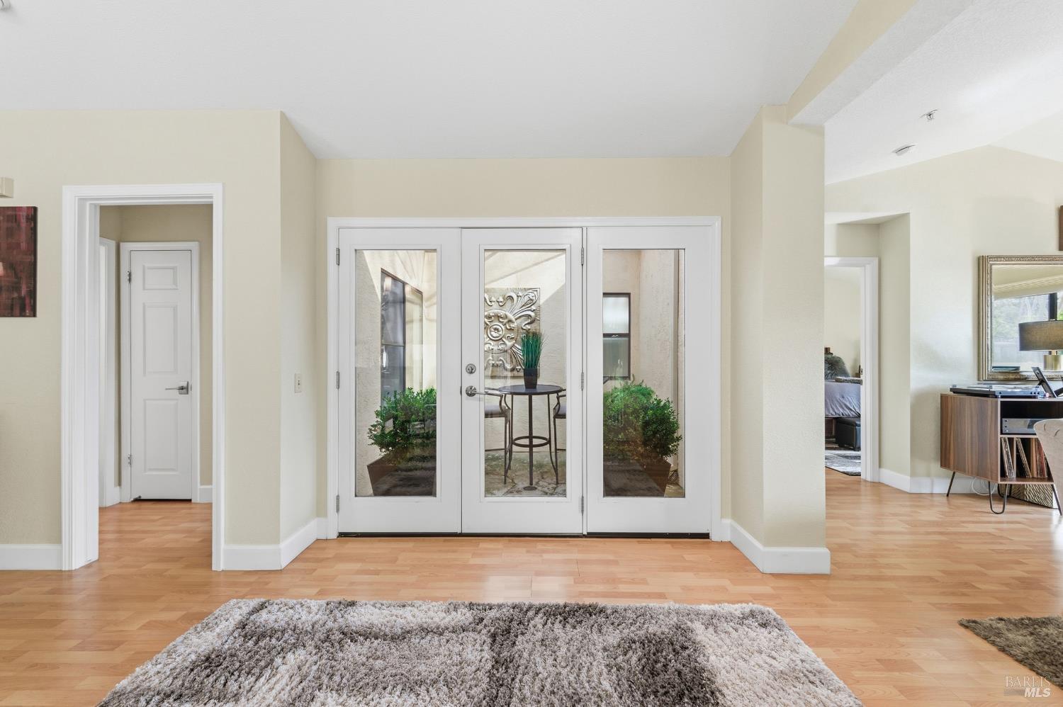 77 Fountain Grove Circle