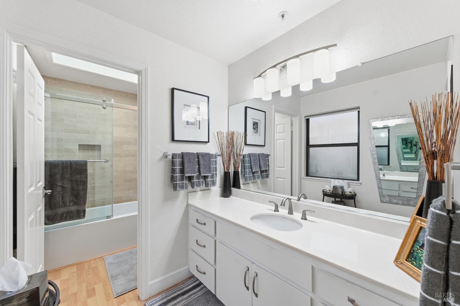 77 Fountain Grove Circle