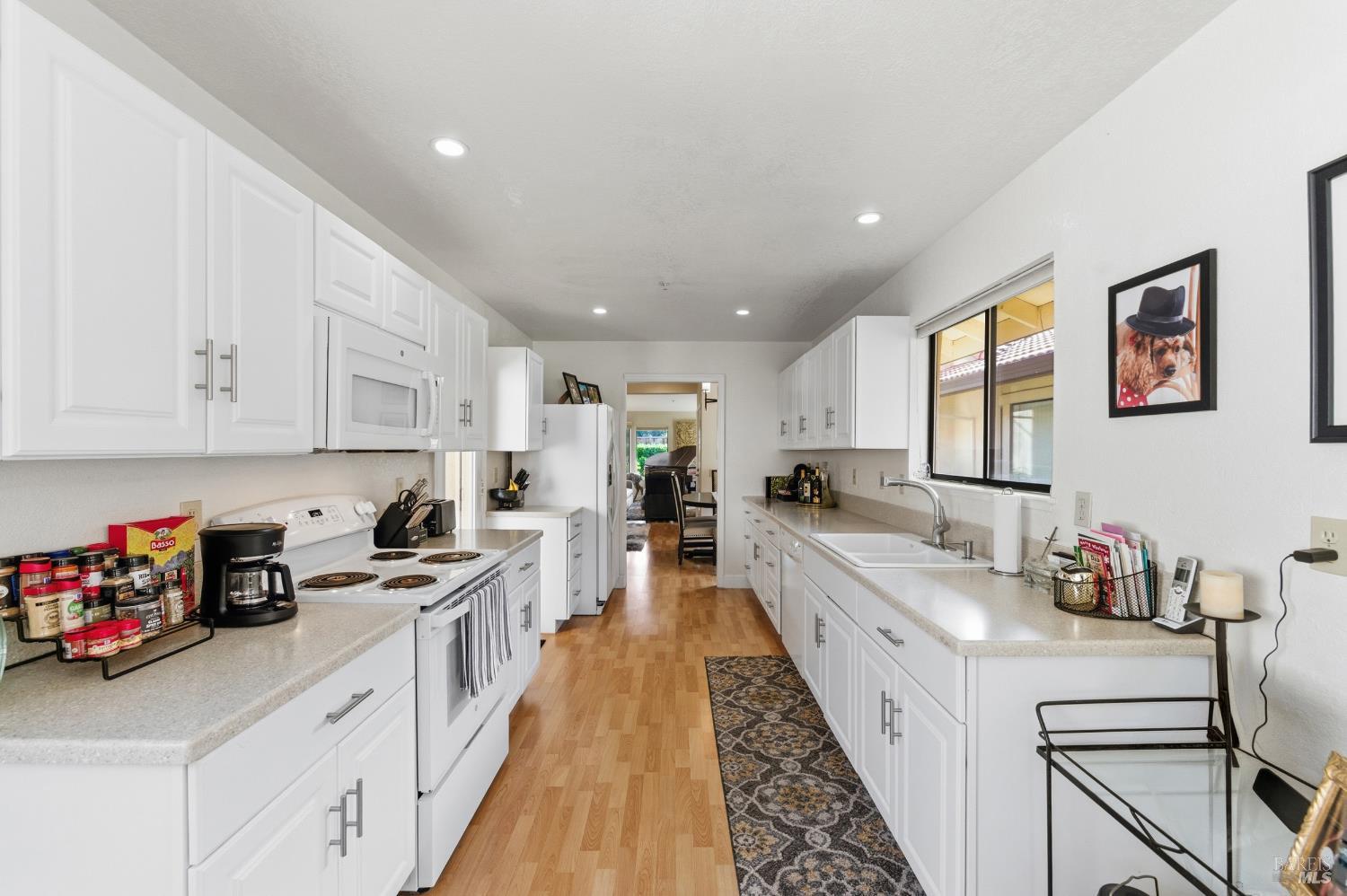 77 Fountain Grove Circle