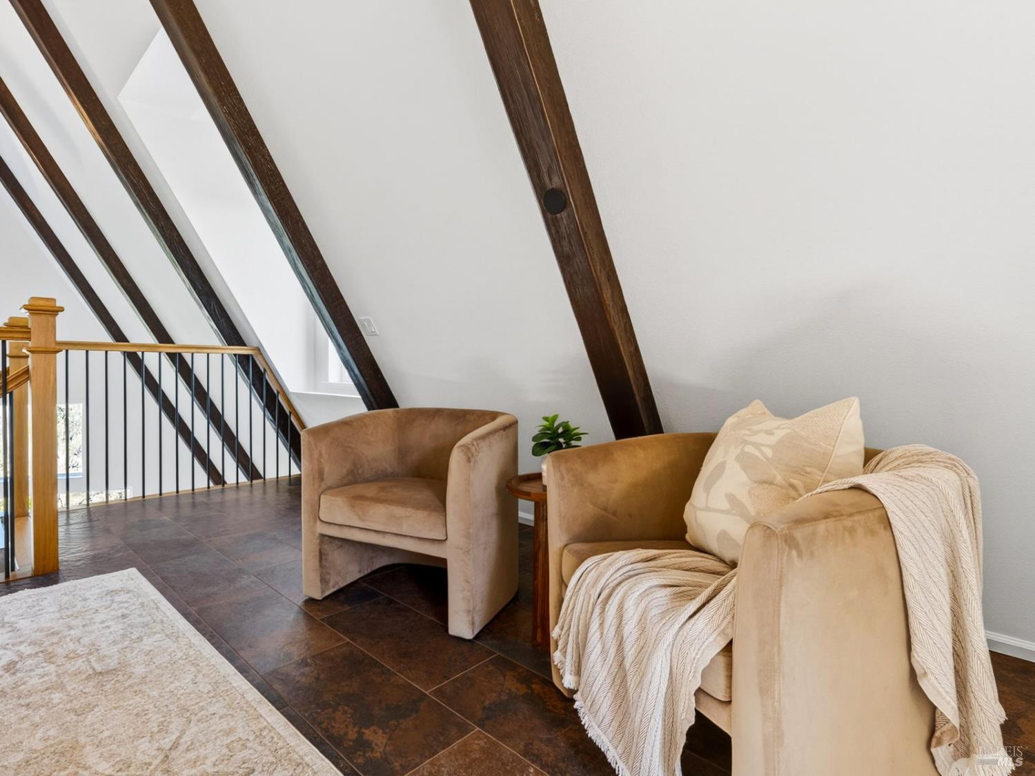 1028 Eastridge Drive