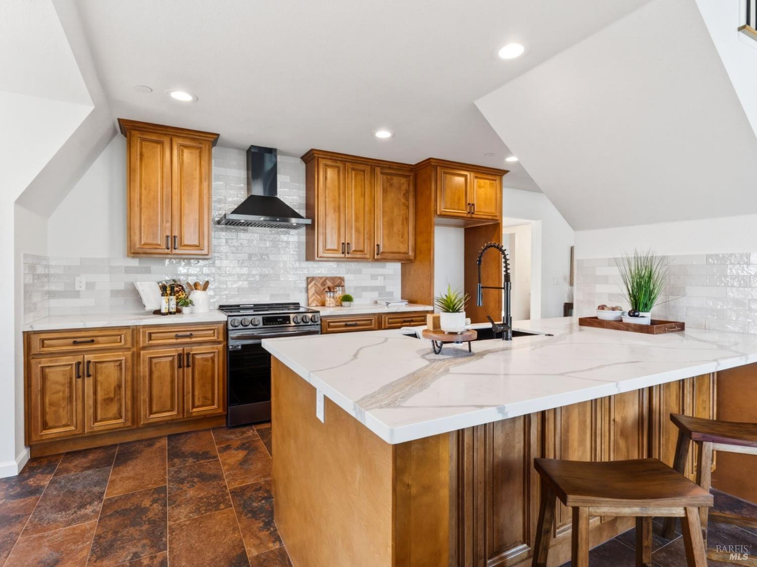 1028 Eastridge Drive