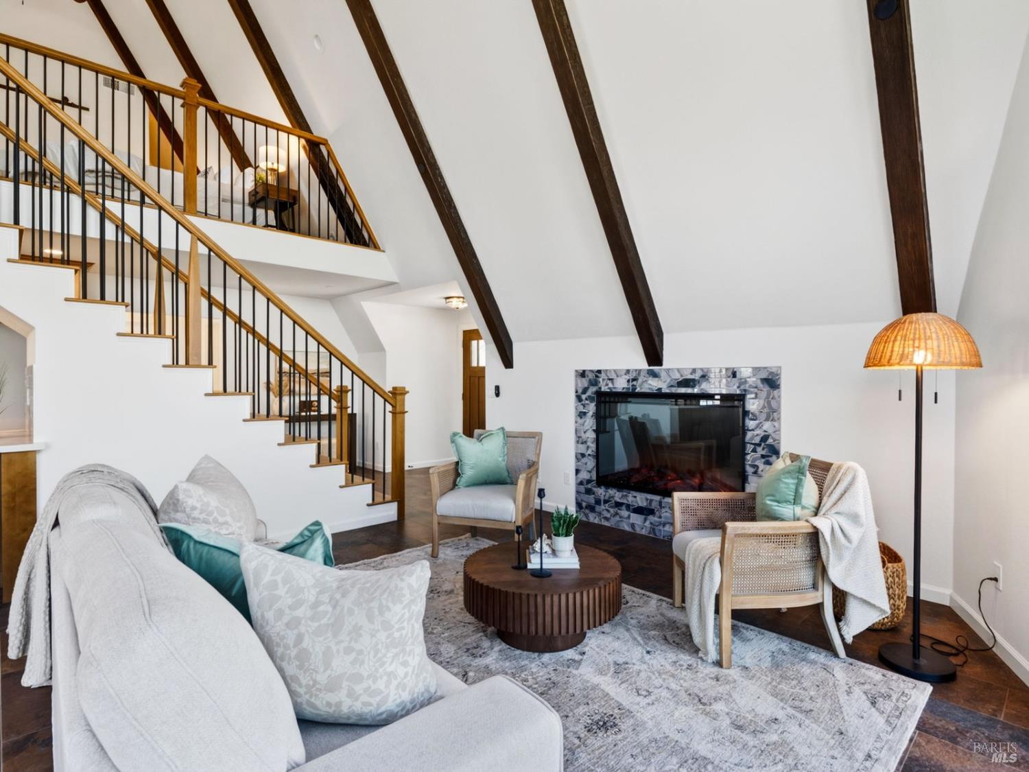 1028 Eastridge Drive