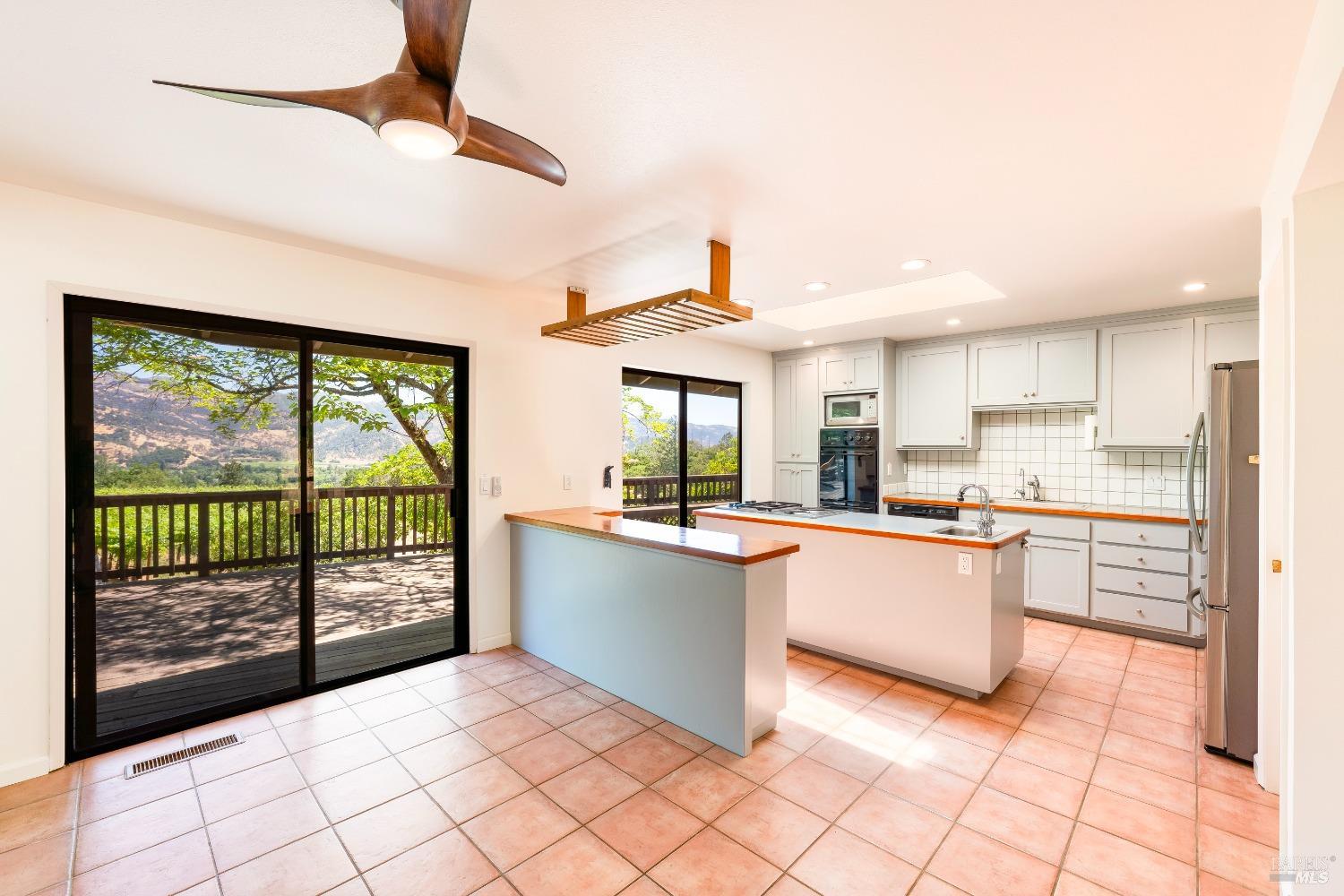 2131 Foothill Boulevard