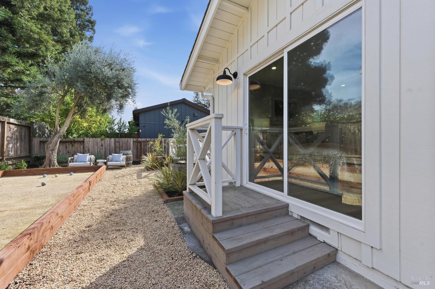 1830 Spring Mountain Road