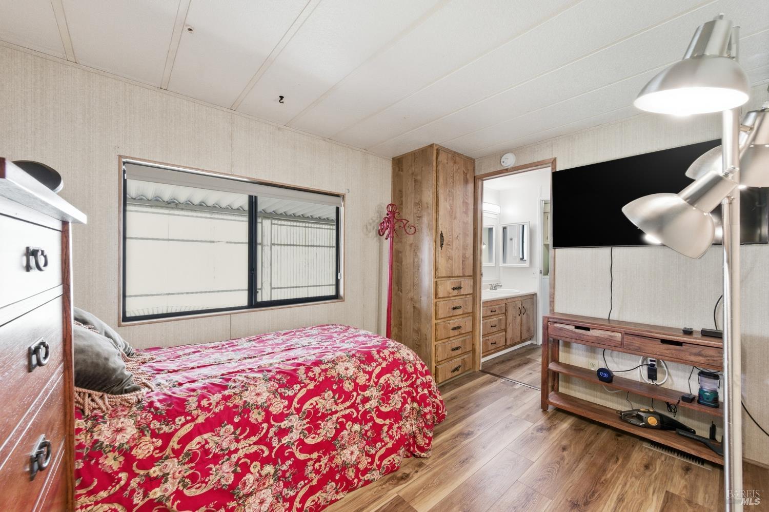 6468 Washington Street Unit: #17