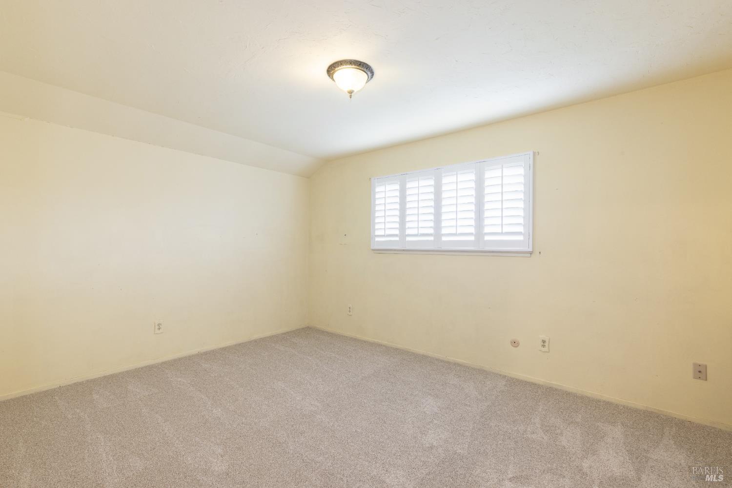 3337 Kensington Circle