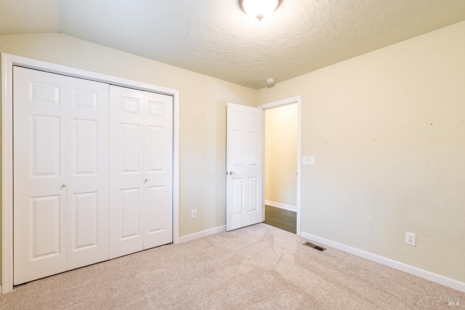 3337 Kensington Circle