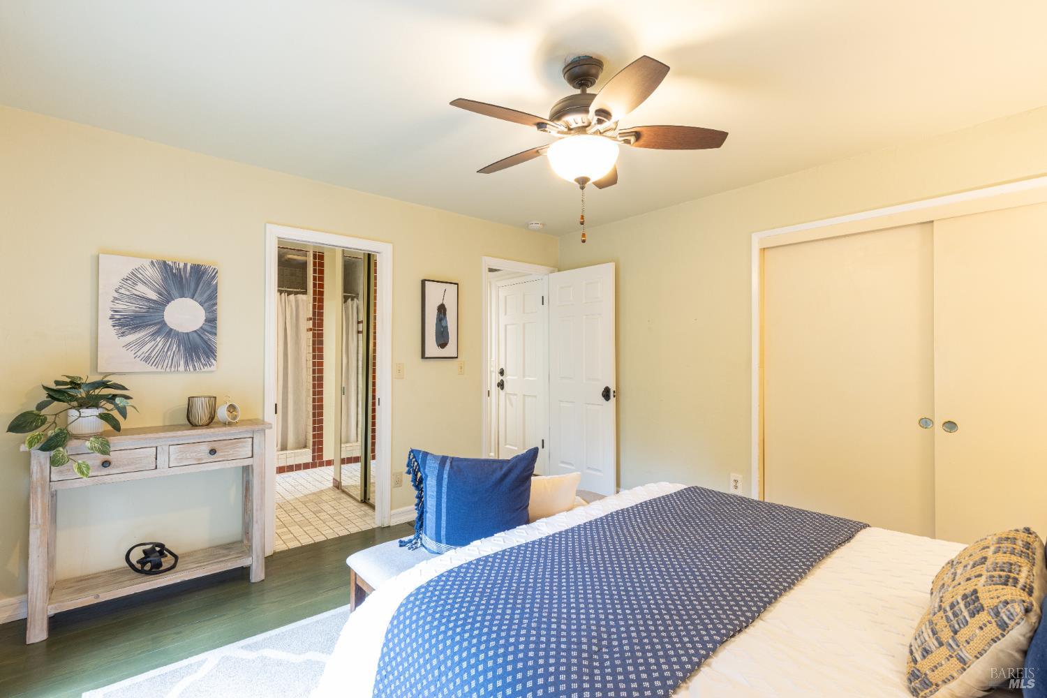 3337 Kensington Circle