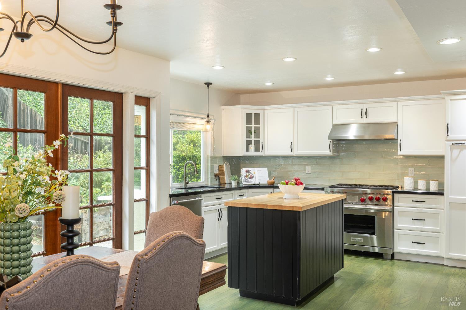 3337 Kensington Circle