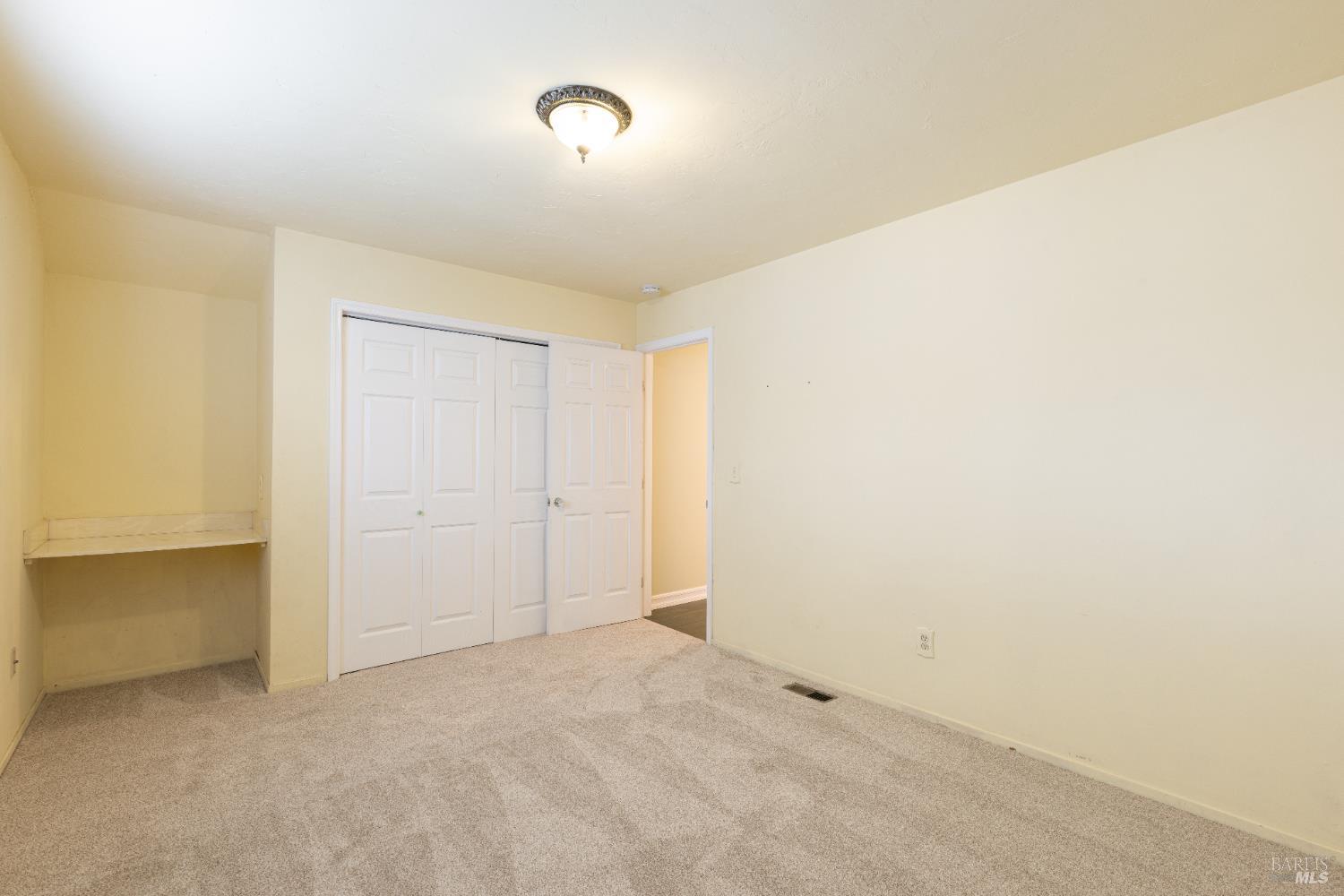 3337 Kensington Circle