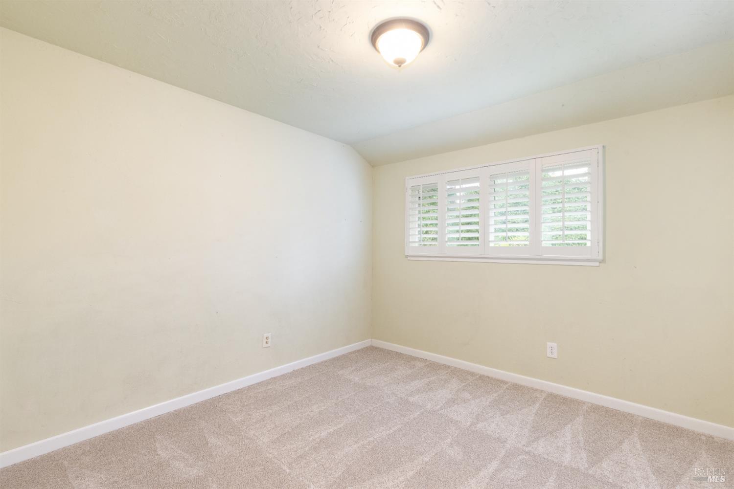 3337 Kensington Circle