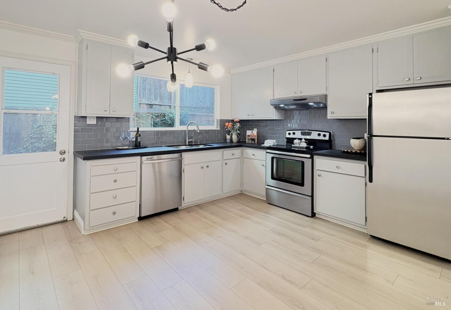 5242 Miles Avenue Unit: Apt C