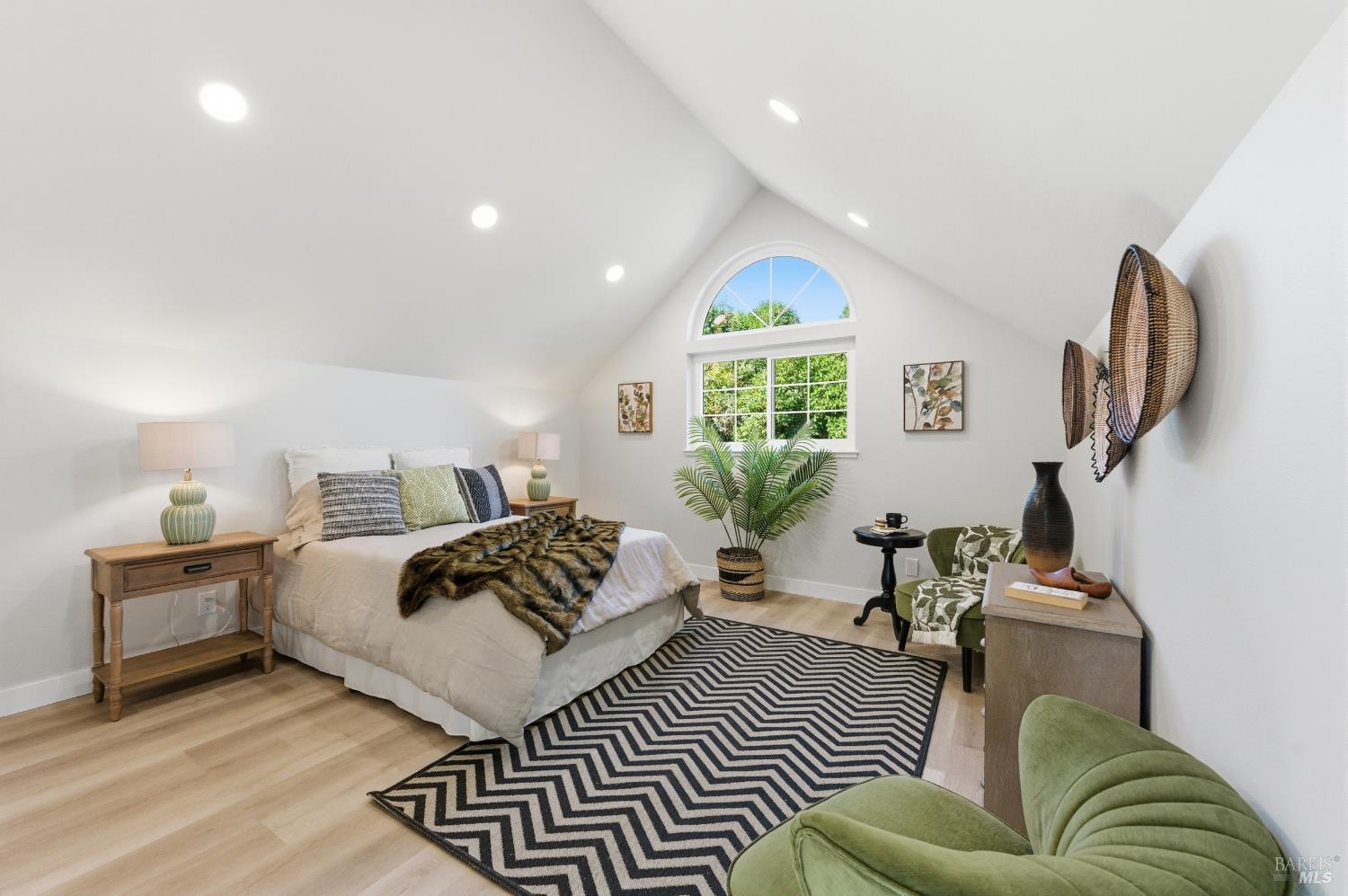 1530 Voorhees Circle