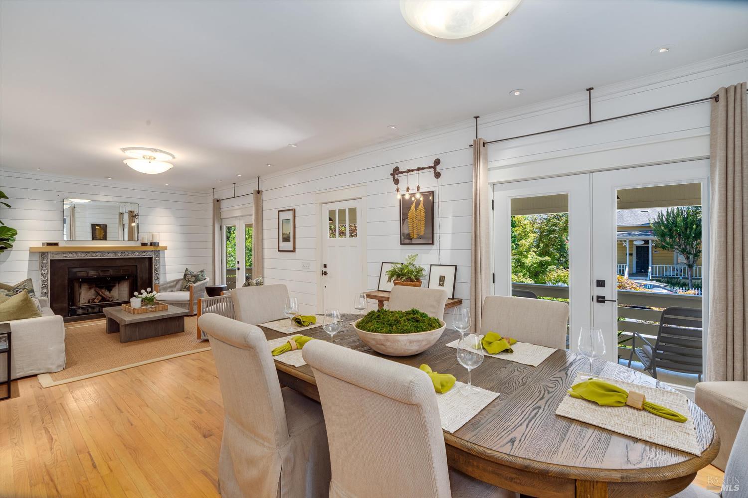 1243 Stockton Street