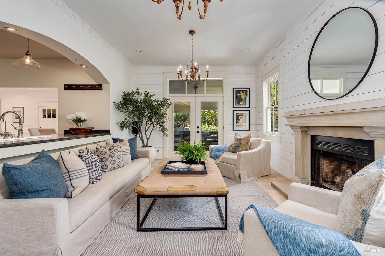 1243 Stockton Street