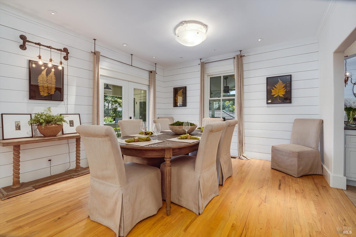 1243 Stockton Street