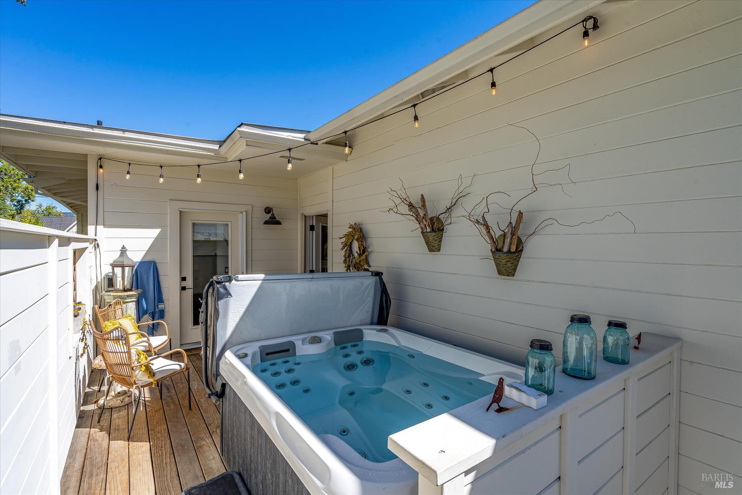 1243 Stockton Street