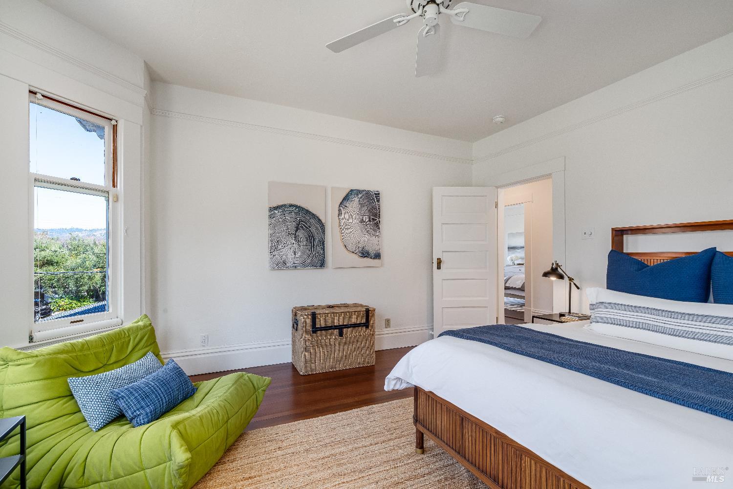 1651 Spring Mountain Road