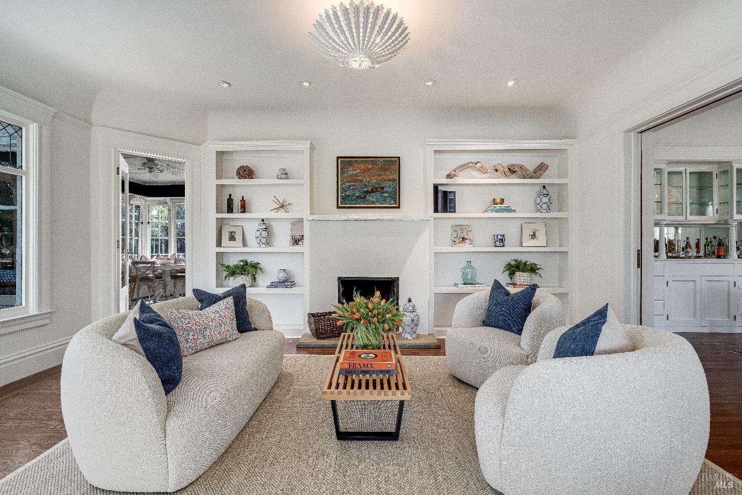 1651 Spring Mountain Road