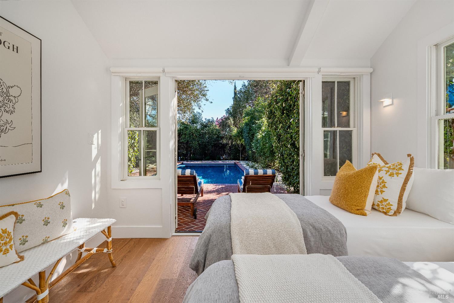 1651 Spring Mountain Road