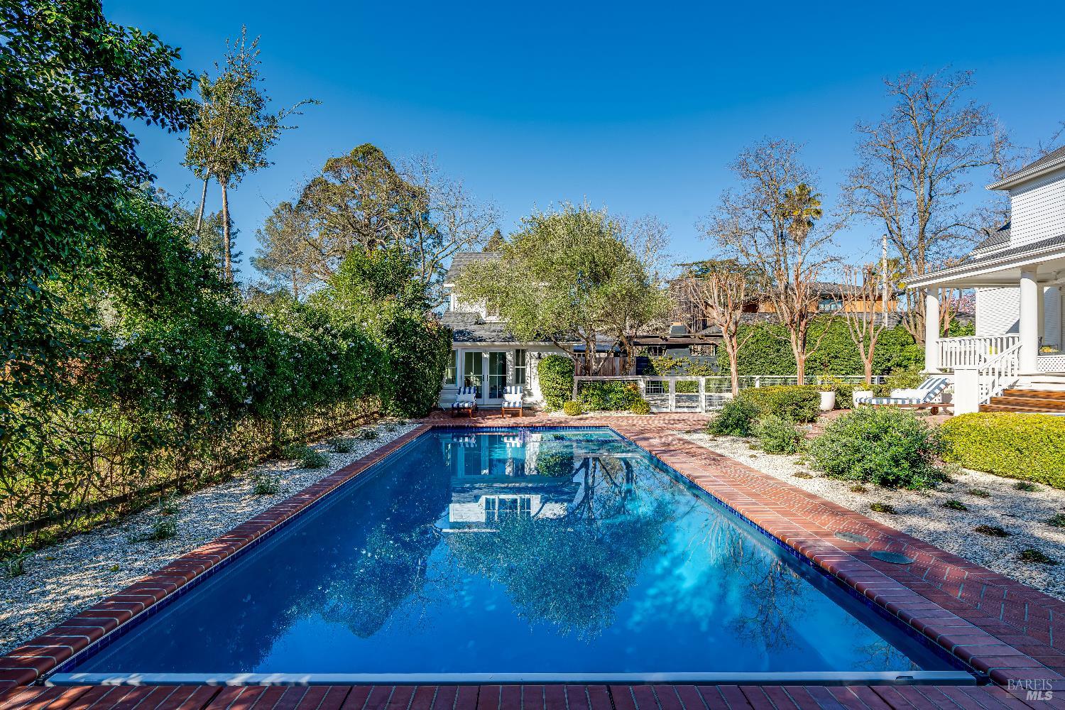 1651 Spring Mountain Road