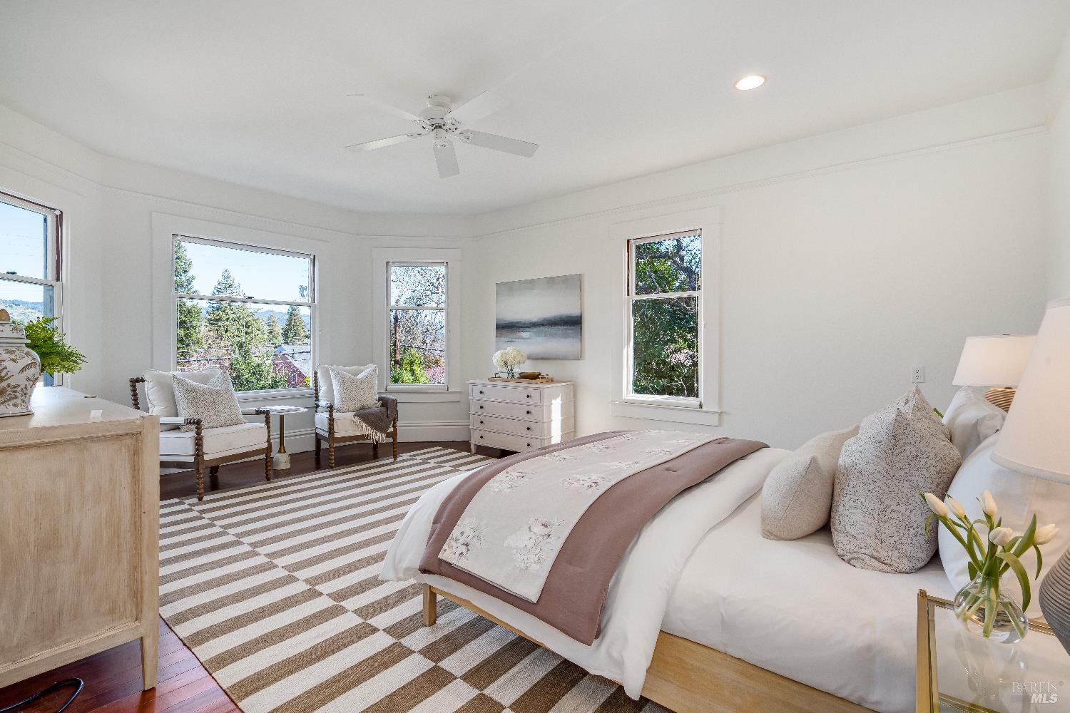 1651 Spring Mountain Road