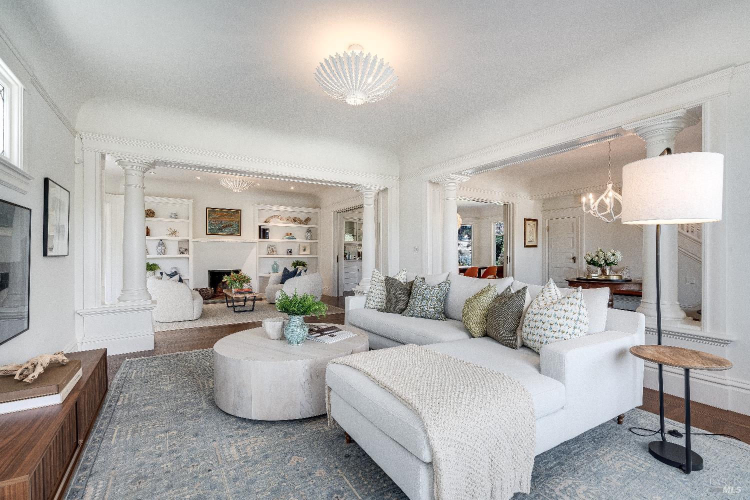 1651 Spring Mountain Road