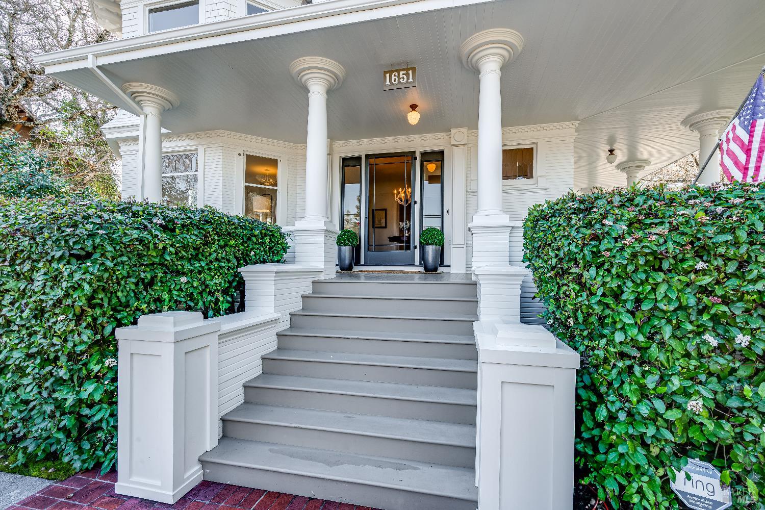 1651 Spring Mountain Road