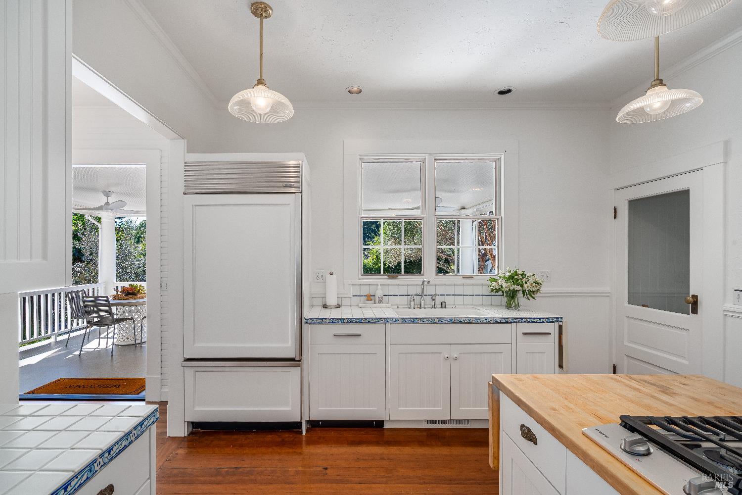 1651 Spring Mountain Road