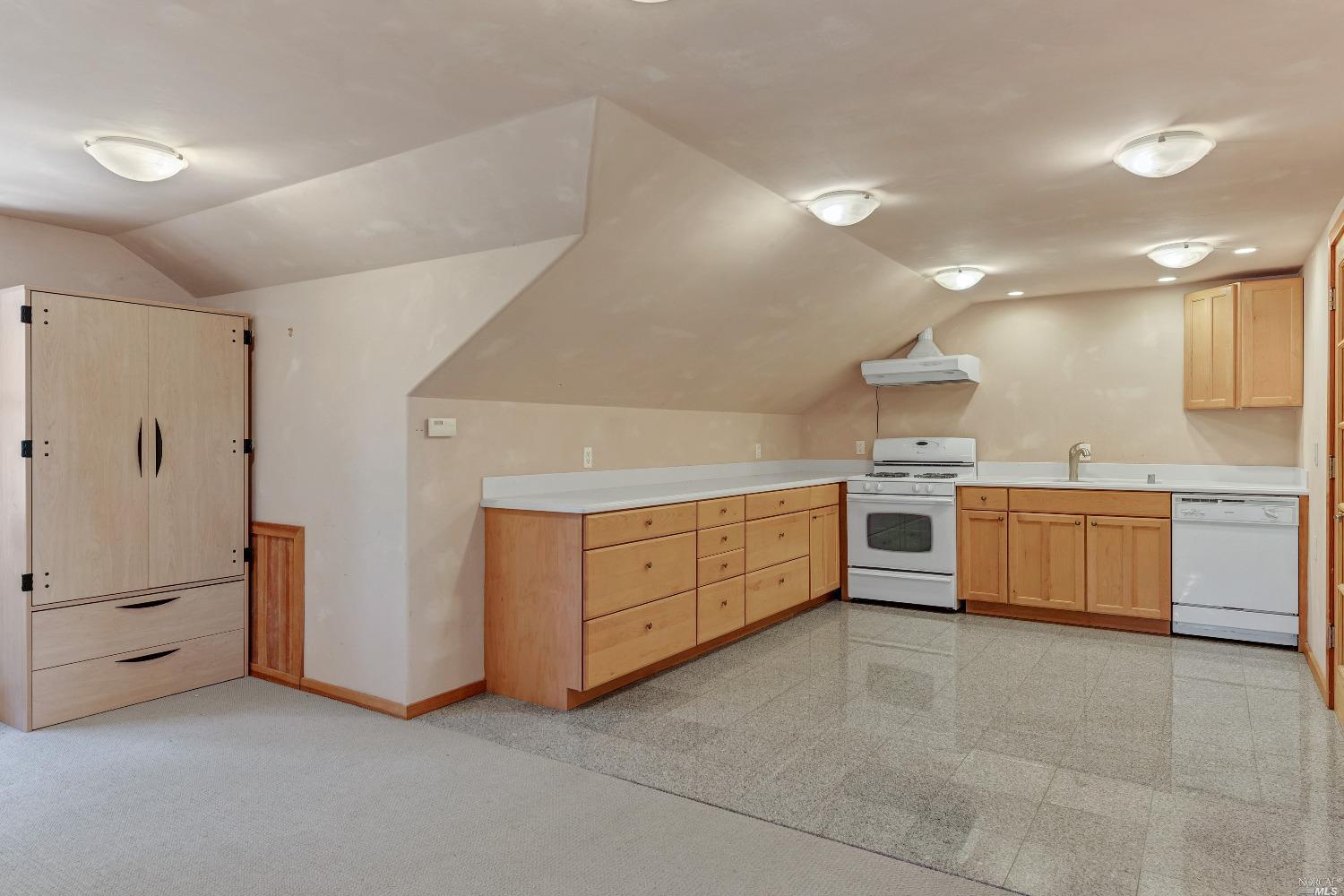 440 Cold Springs Road