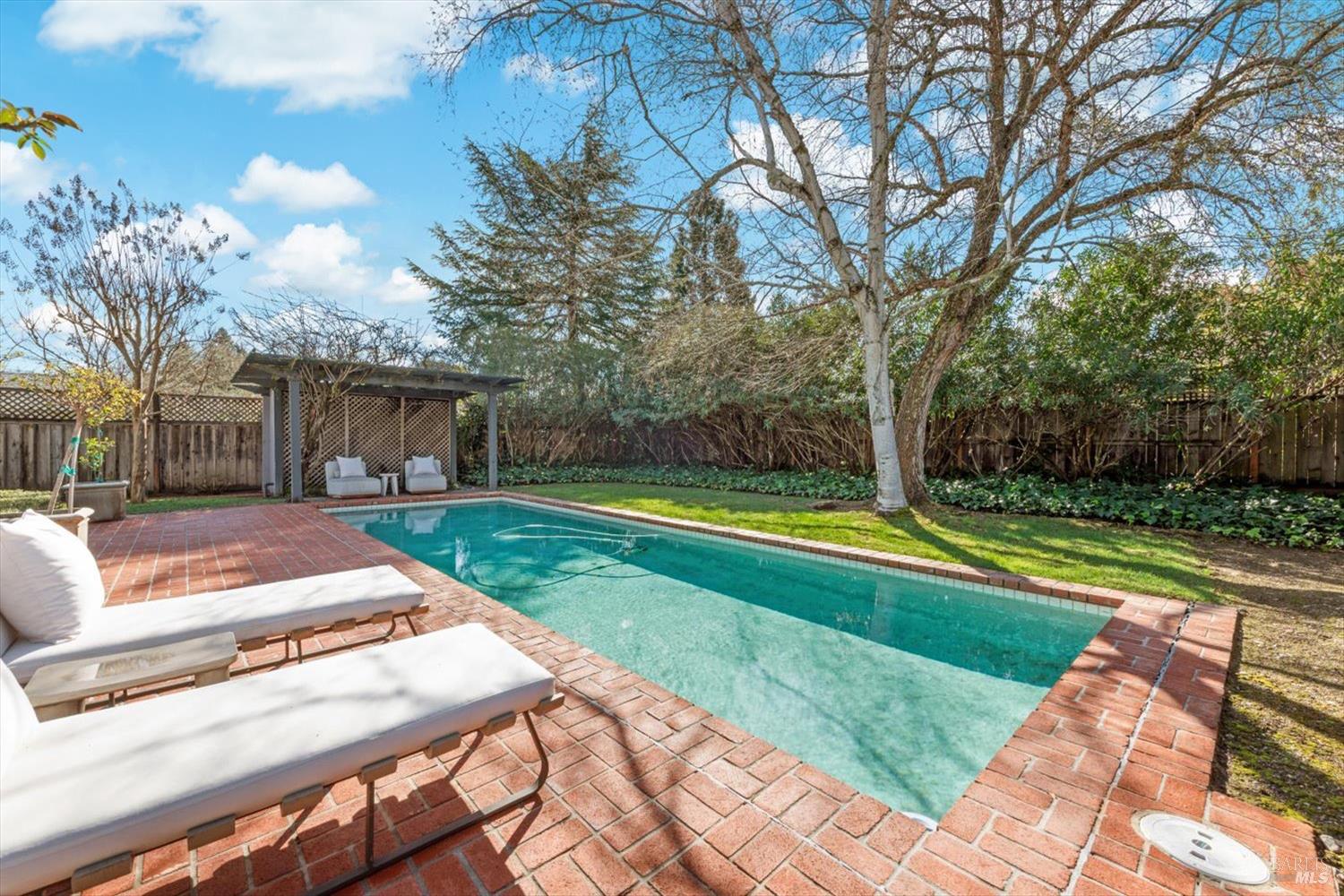 1841 Spring Mountain Road