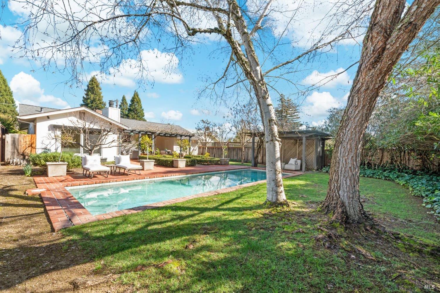 1841 Spring Mountain Road