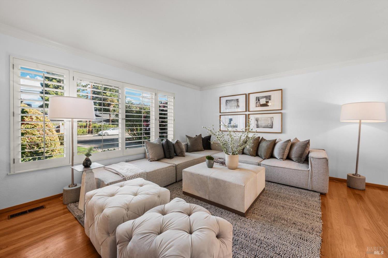 1841 Spring Mountain Road