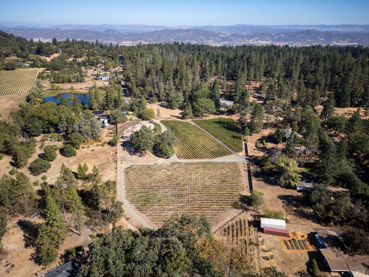 875 White Cottage Road N