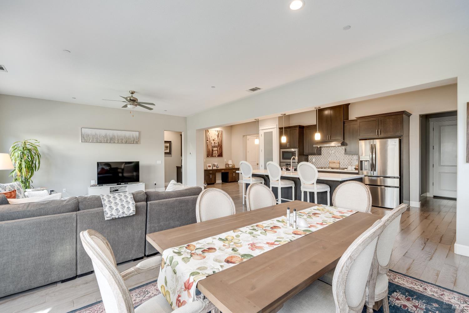 1155 La Pintura Lane