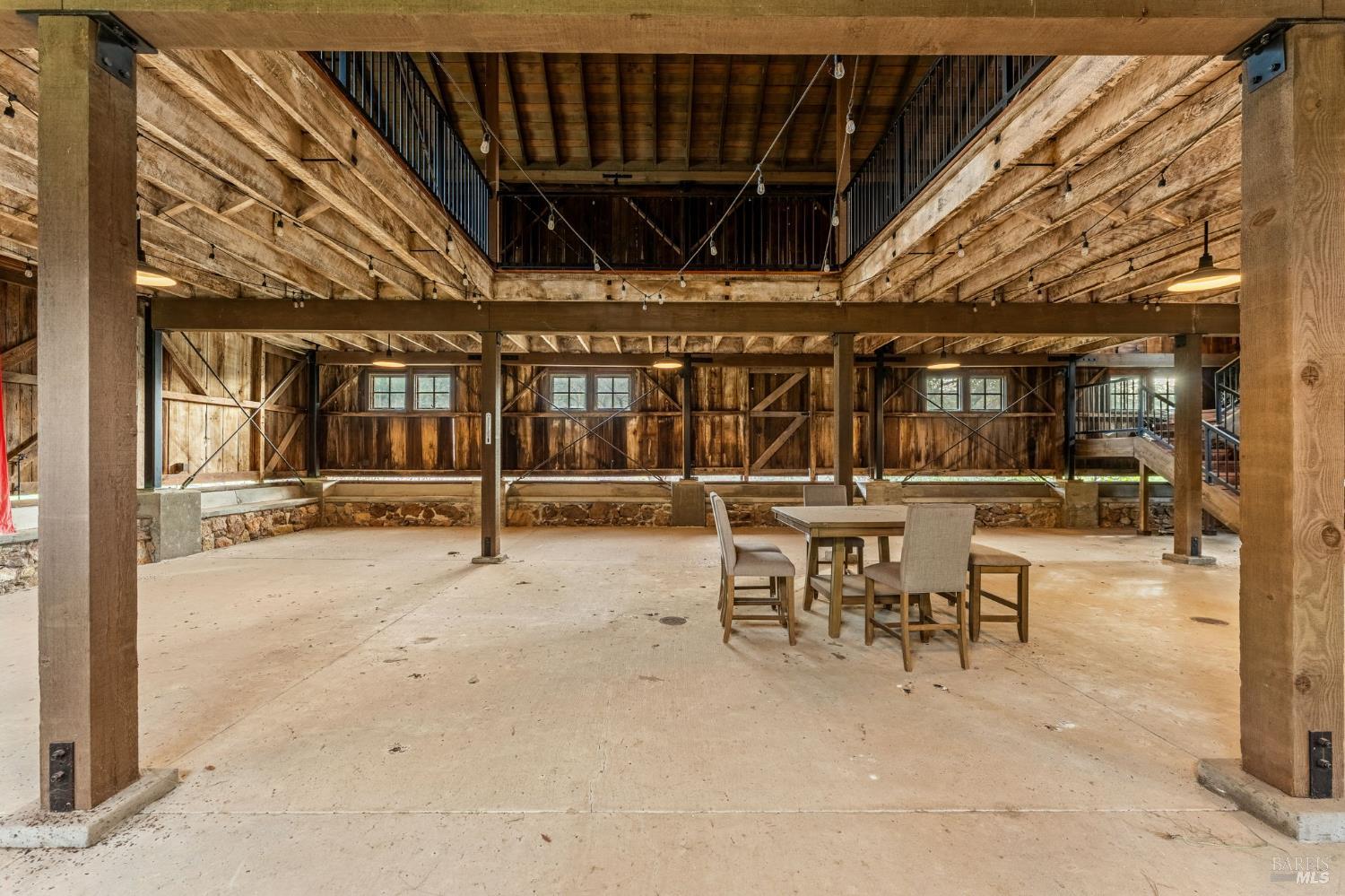 2850 Silverado Trail N