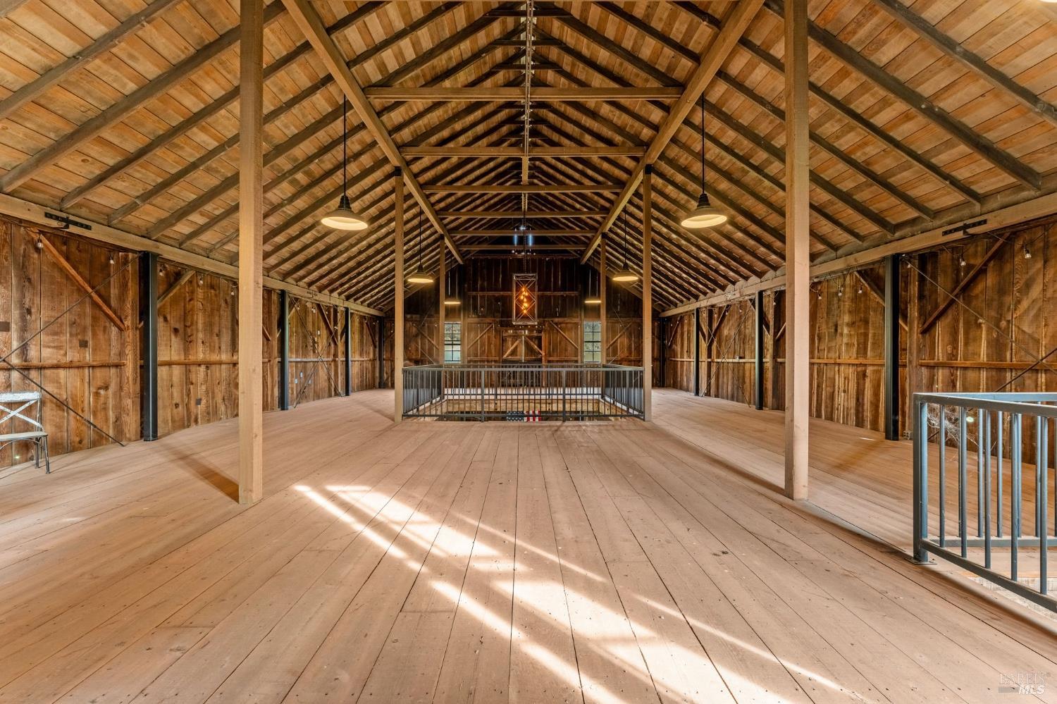 2850 Silverado Trail N