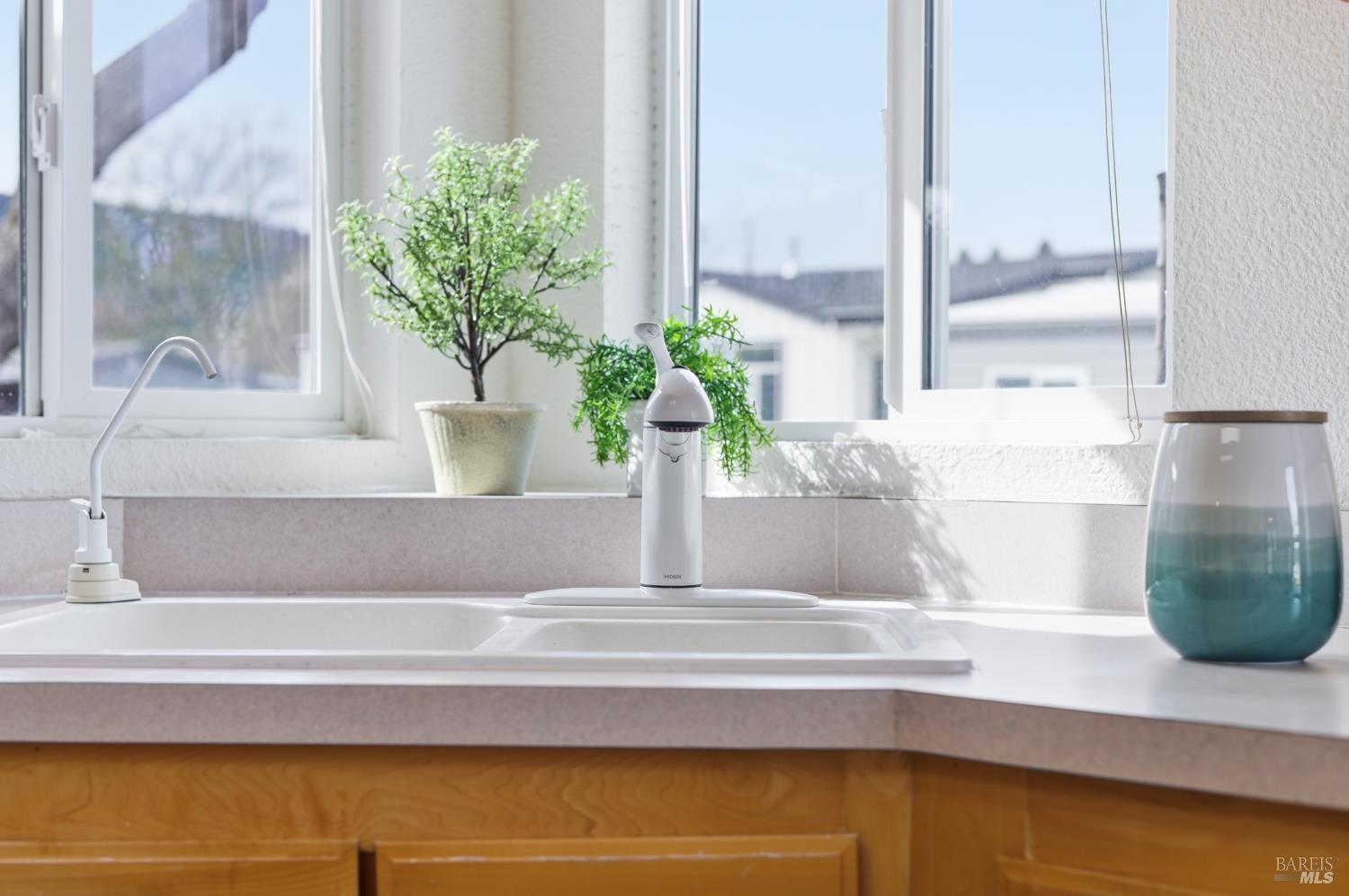 6468 Washington Street Unit: #16