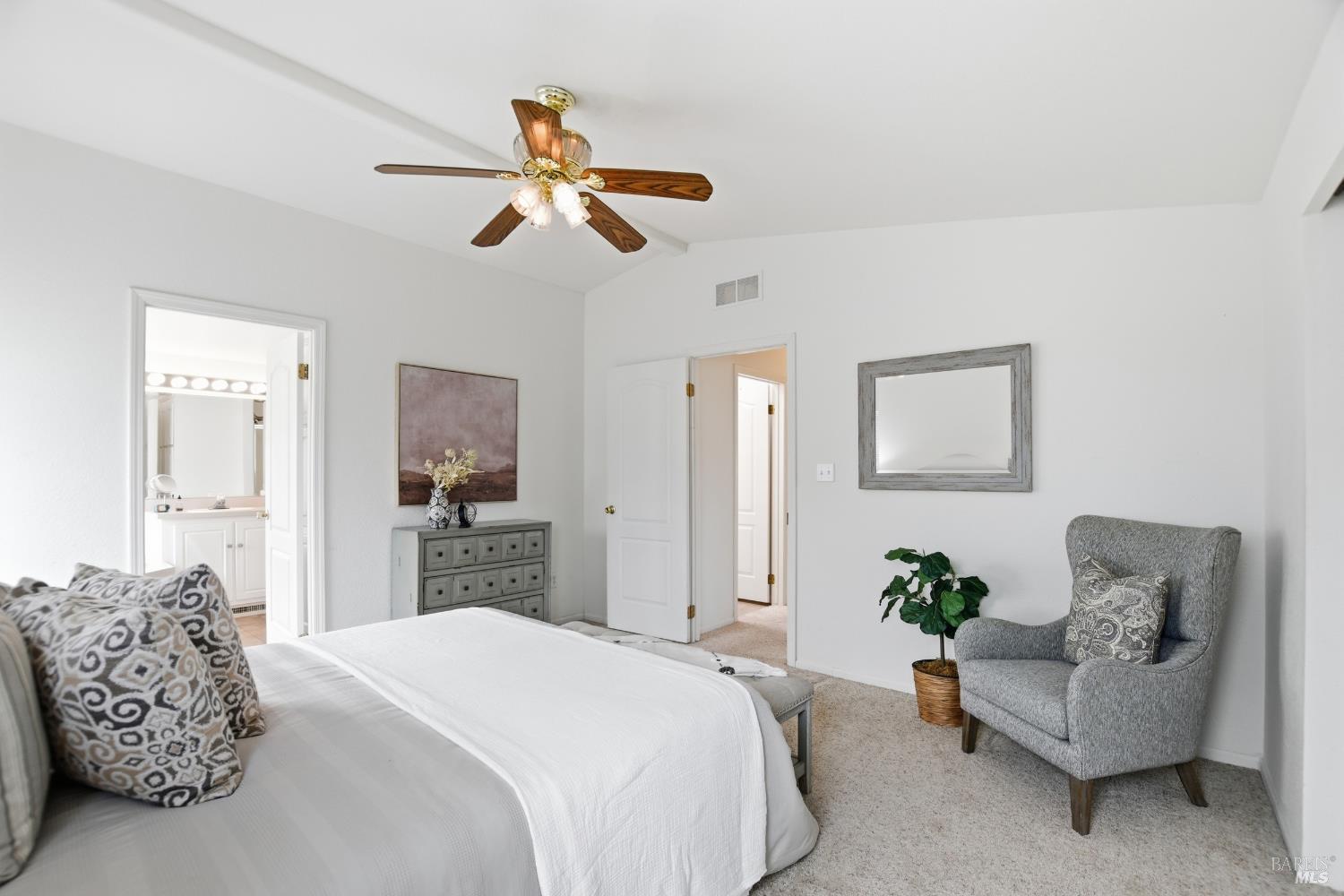 6468 Washington Street Unit: #16