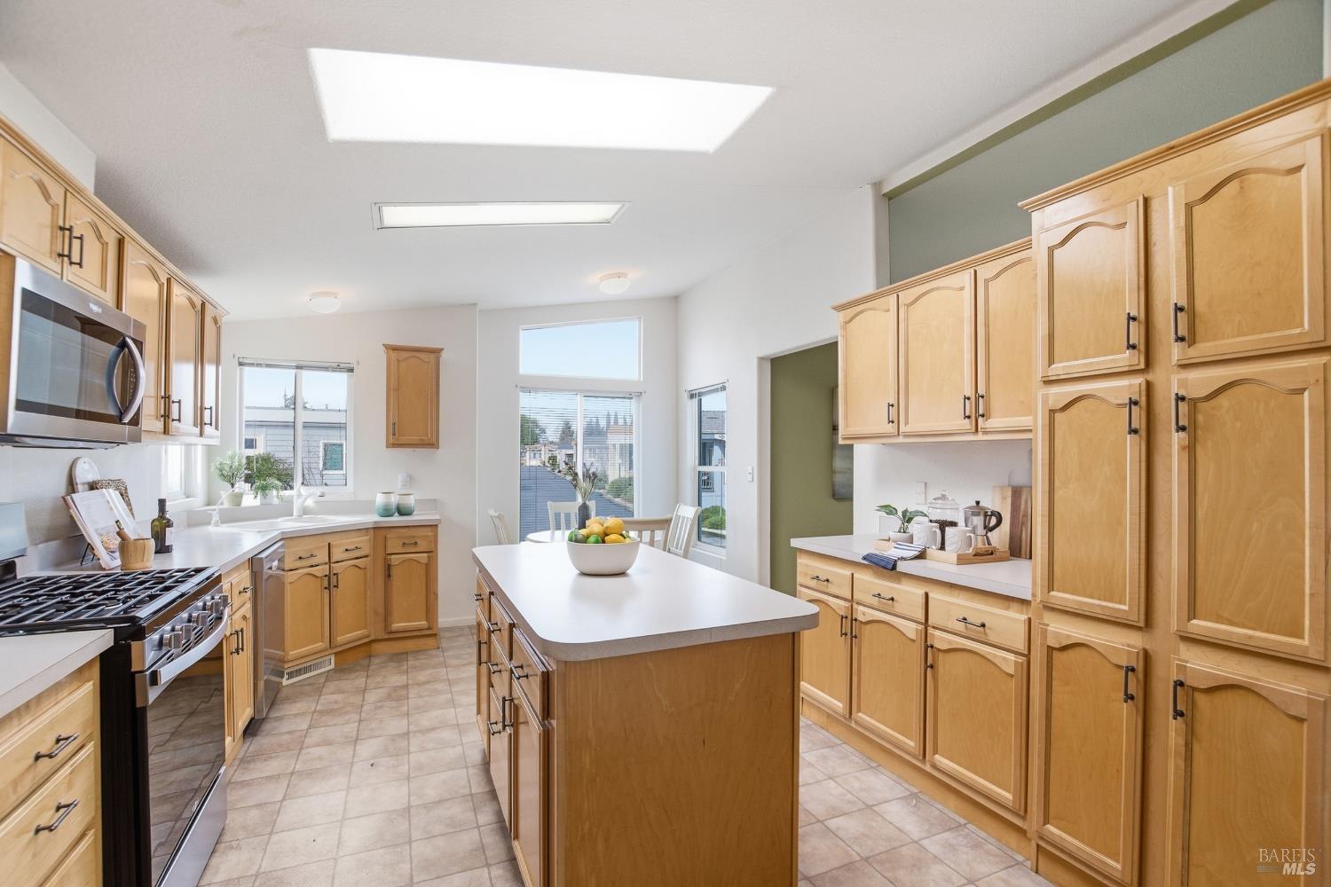 6468 Washington Street Unit: #16