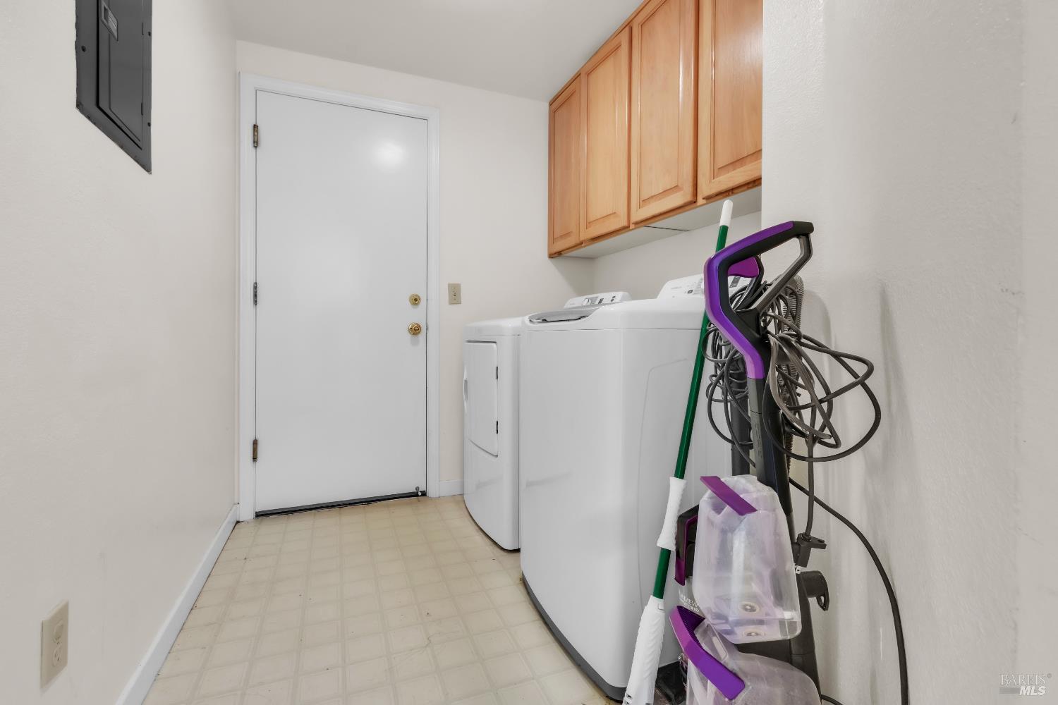 16 Arrowhead Court