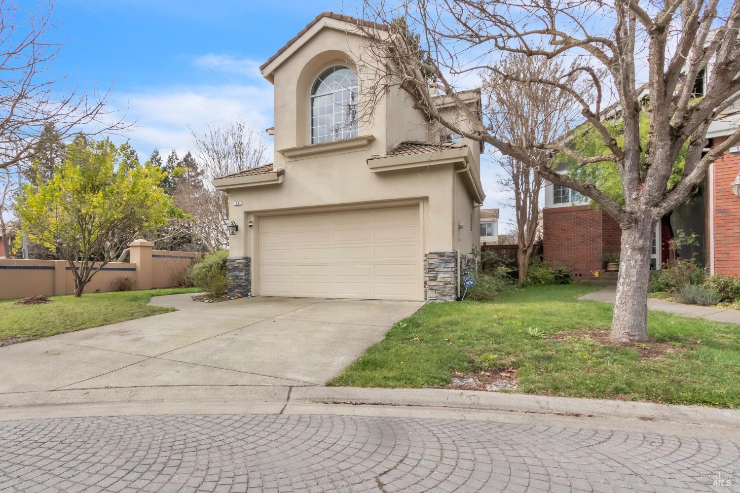 16 Arrowhead Court