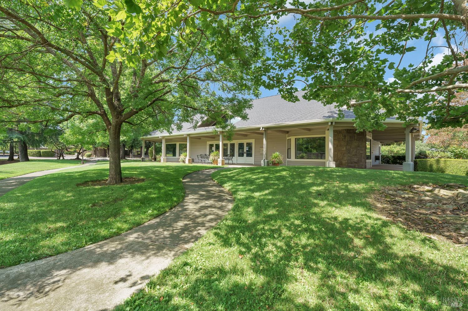 125 Valley Club Circle