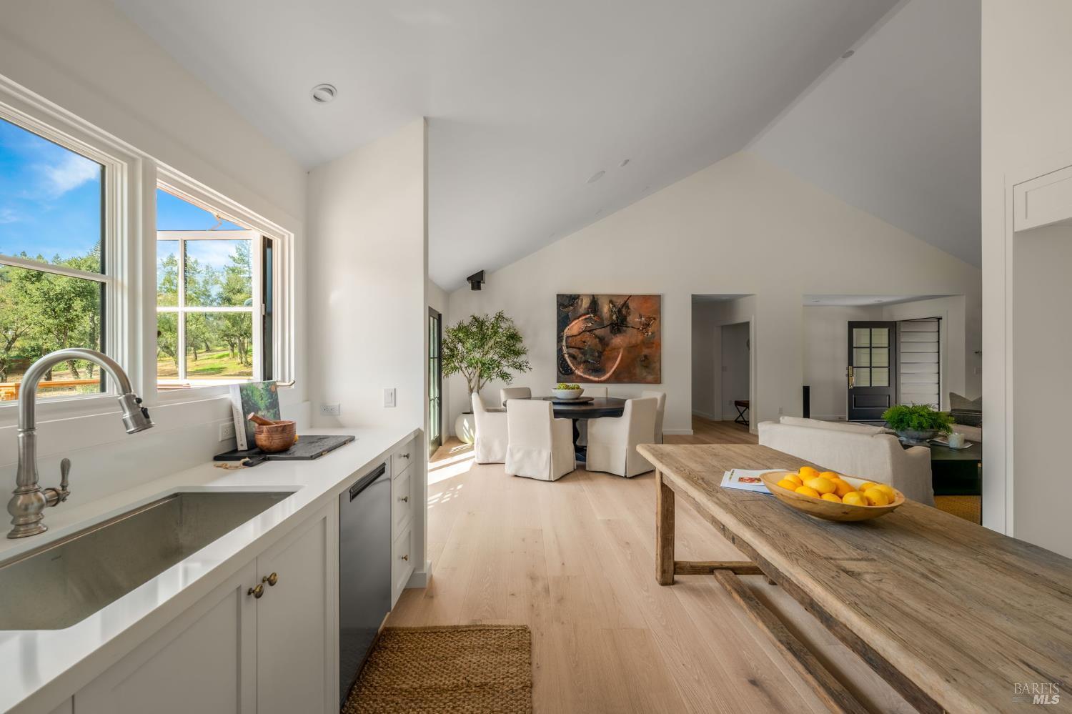 340 White Cottage Road S