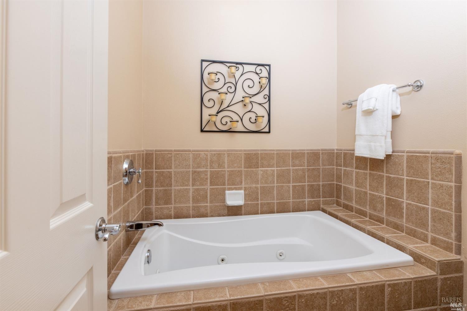 1143 Castle Oaks Drive